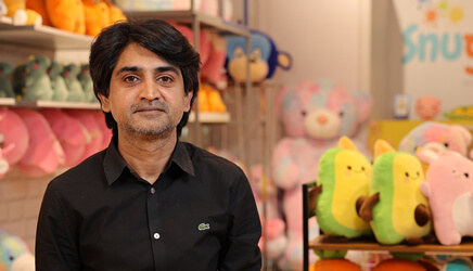 snuggles thumbnail image